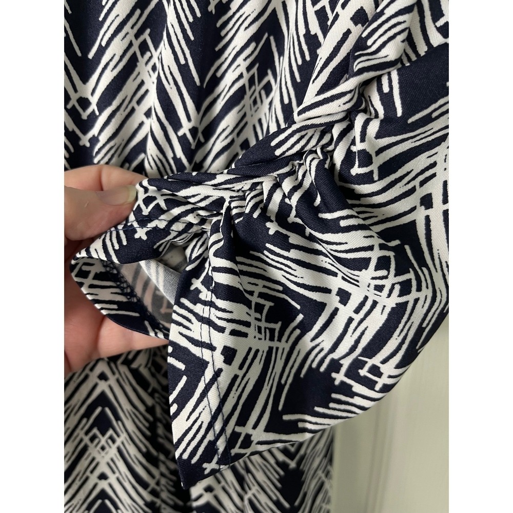 Jody California Midi Dress Womens Large Blue Geometric Chevron Stretch 3/4 Slv - Picture 5 of 8